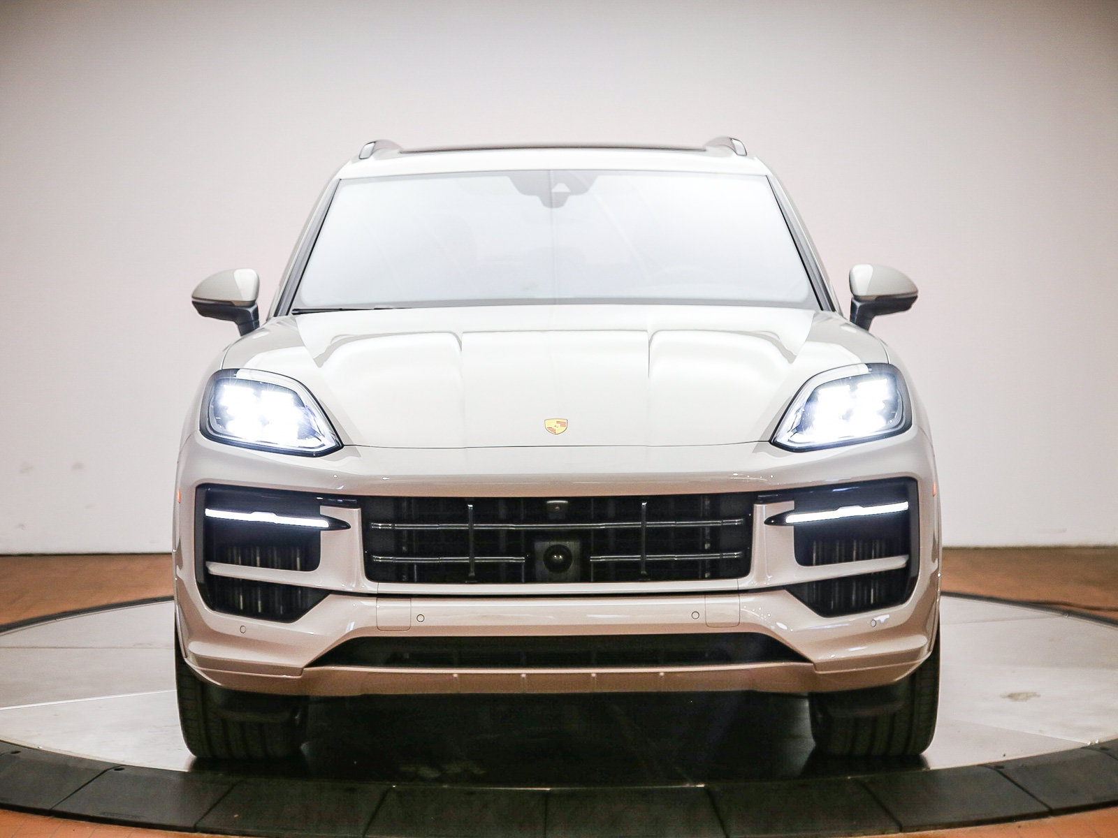 Certified 2024 Porsche Cayenne S AWD/4WD image 10
