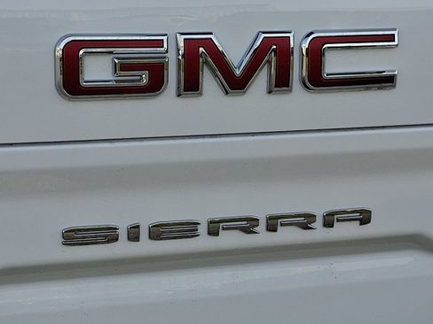 New 2026 GMC Sierra 1500 Elevation image 11