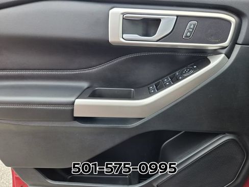 Used 2024 Ford Explorer XLT w/ Equipment Group 202A AWD/4WD image 36