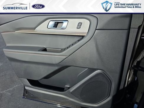 New 2026 Ford Explorer Active image 30