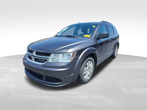 Used 2019 Dodge Journey SE image 6
