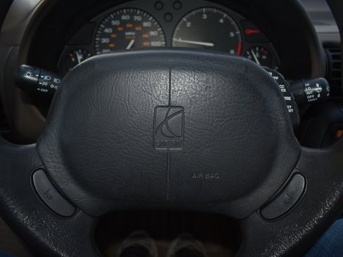 Used 1998 Saturn S-Series SC1 image 17