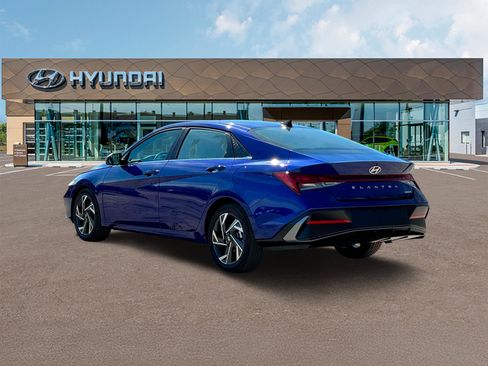 New 2024 Hyundai Elantra Limited image 5
