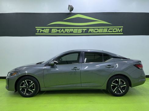Used 2024 Nissan Sentra SV image 6