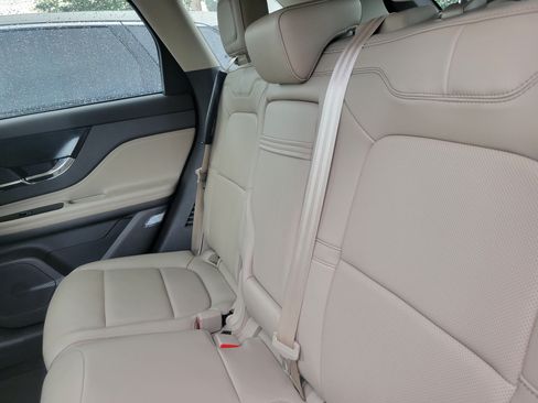 Certified 2024 Lincoln Corsair FWD image 7