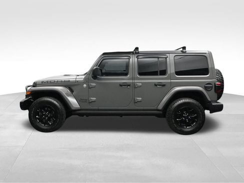 Used 2018 Jeep Wrangler Unlimited Sahara w/ Quick Order Package 24M Moab AWD/4WD image 2