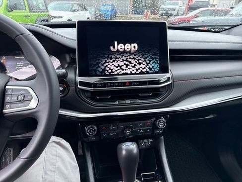 Used 2024 Jeep Compass Trailhawk image 22