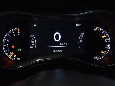 Used 2021 Jeep Grand Cherokee Laredo X AWD/4WD image 36