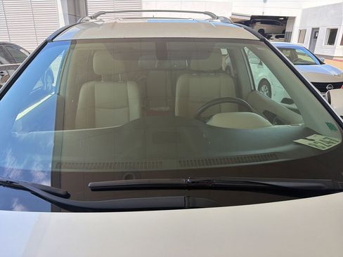 Used 2018 Nissan Pathfinder SV AWD/4WD image 6