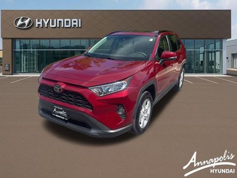 Used 2019 Toyota RAV4 XLE w/ All Weather Liner Package AWD/4WD image 1