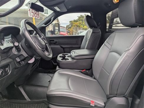 Used 2021 RAM 4500 Tradesman image 24