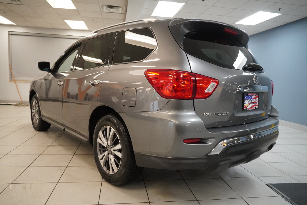 Used 2019 Nissan Pathfinder S AWD/4WD image 3