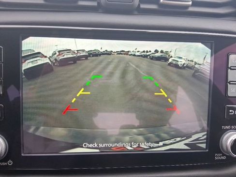 Used 2024 Nissan Versa SR image 25