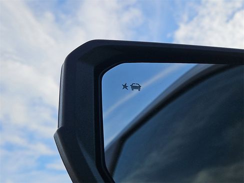 Certified 2024 Chevrolet Colorado ZR2 w/ Technology Package image 25