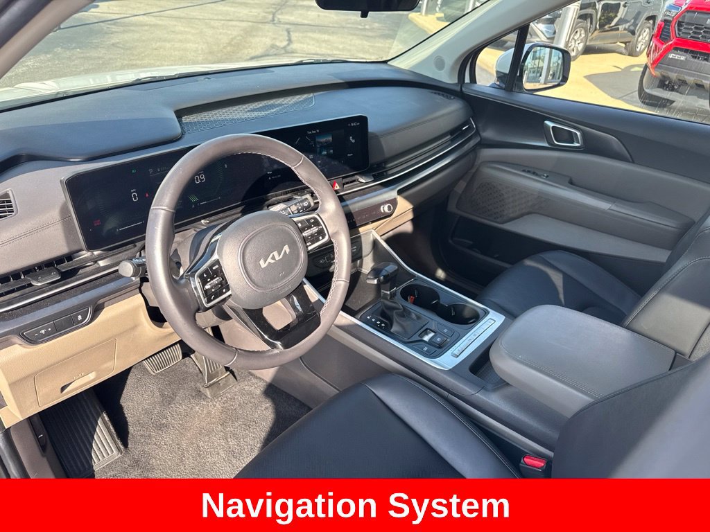 Used 2026 Kia Carnival FWD image 14