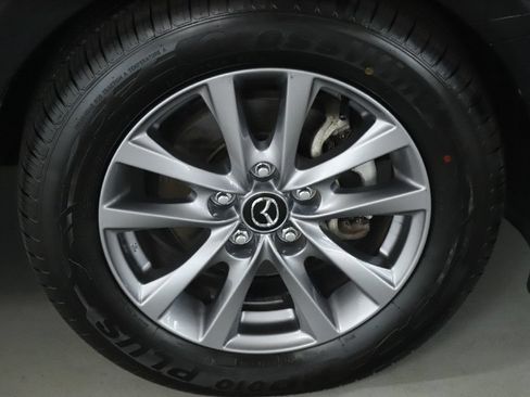 Used 2022 MAZDA MAZDA3 Sedan FWD image 10