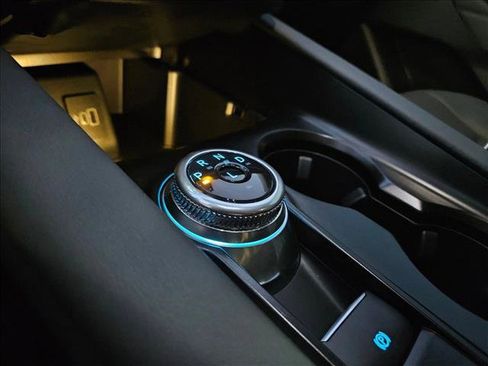 New 2025 Ford Explorer Active w/ Active Comfort Package image 11