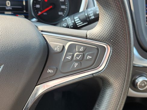 Used 2024 Chevrolet Equinox LS w/ LS Convenience Package AWD/4WD image 16