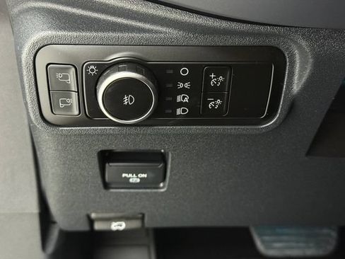 Used 2025 Ford Bronco Outer Banks AWD/4WD image 15