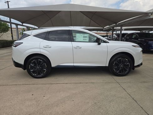 New 2026 Nissan Murano Platinum AWD/4WD image 2
