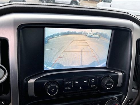 Used 2018 GMC Sierra 1500 SLT image 15