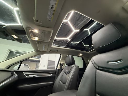 Used 2019 Cadillac XT5 Luxury image 13