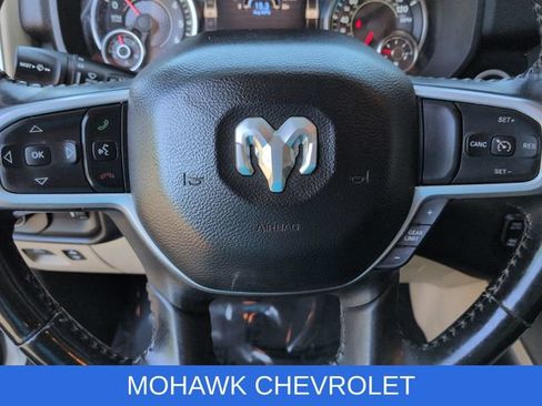Used 2022 RAM 1500 Big Horn AWD/4WD image 12