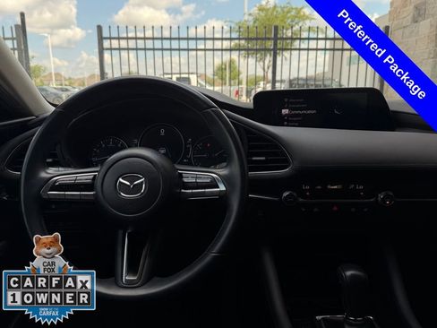 Used 2019 MAZDA MAZDA3 Sedan w/ Preferred Package FWD image 8