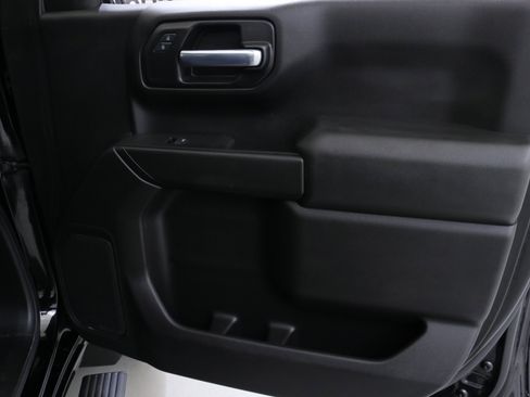 Used 2020 Chevrolet Silverado 1500 Custom Trail Boss w/ Custom Convenience Package image 28