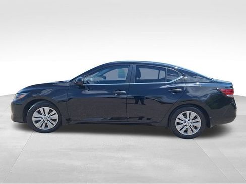 Certified 2024 Nissan Sentra S FWD image 5
