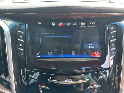 Used 2018 Cadillac Escalade ESV Luxury AWD/4WD image 35