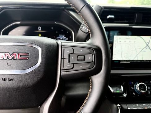 Used 2024 GMC Sierra 2500 AT4 w/ Technology Package AWD/4WD image 22