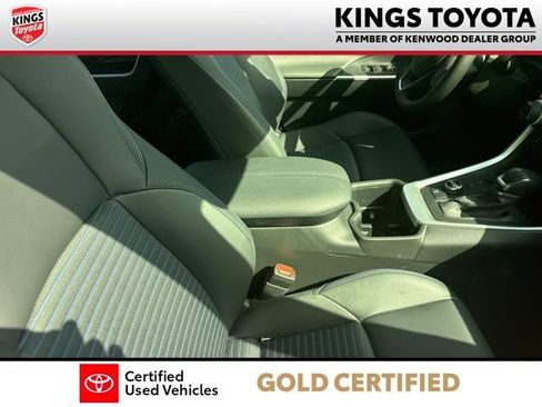 Used 2025 Toyota RAV4 XSE w/ Advanced Technology Package AWD/4WD image 8