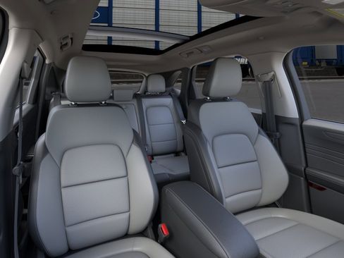 New 2024 Ford Escape SE w/ PHEV Premium Package image 10