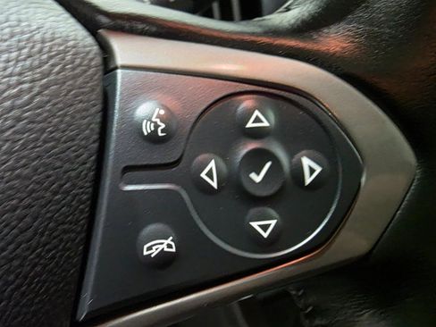 Used 2022 Chevrolet Colorado Z71 image 5