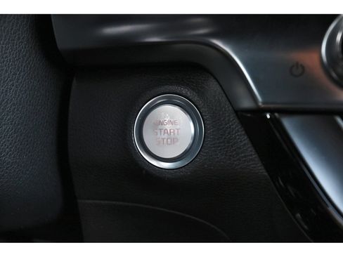 Used 2022 Kia Telluride LX AWD/4WD image 31