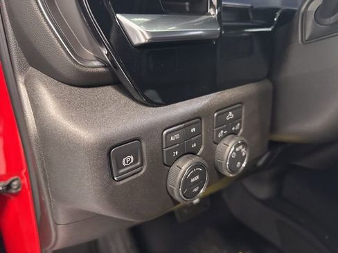 New 2026 Chevrolet Silverado 1500 LT w/ Z71 Off-Road Package image 17