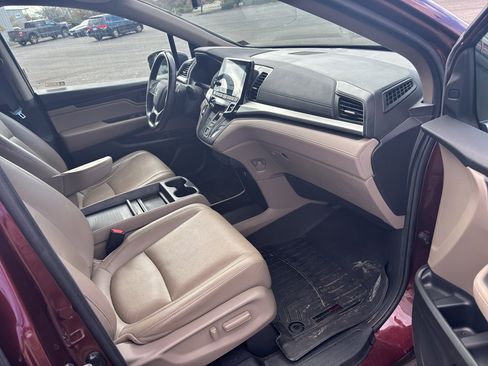 Used 2019 Honda Odyssey EX-L image 12