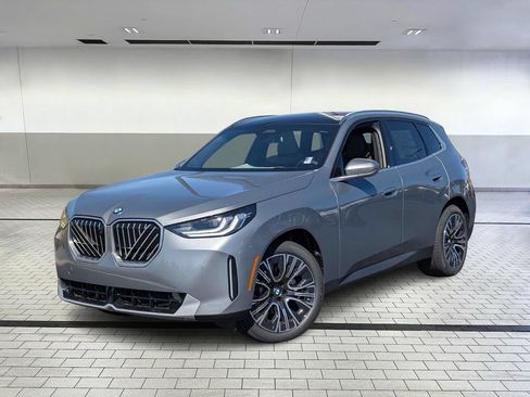 Used 2026 BMW X3 xDrive30i w/ Premium Package AWD/4WD image 2
