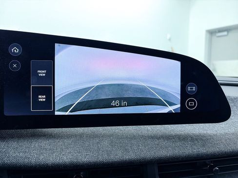 Used 2023 Lucid Air Pure image 7