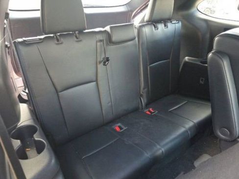 Used 2021 Toyota Highlander XSE FWD image 13