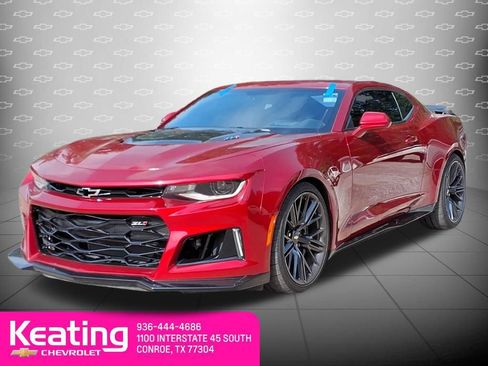 Used 2017 Chevrolet Camaro ZL1 RWD image 2