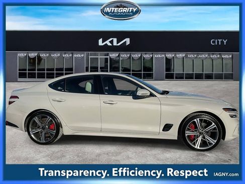 Used 2025 Genesis G70 3.3T Advanced image 2