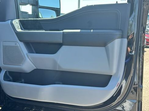 New 2026 Ford F250 XLT w/ XLT Premium Package AWD/4WD image 10