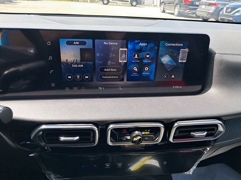 New 2026 Nissan Sentra SV w/ Floor Mat Package FWD image 19