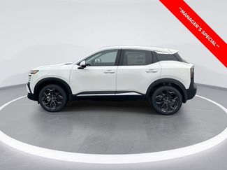 New 2025 Nissan Kicks SR w/ SR Premium Package AWD/4WD video 5