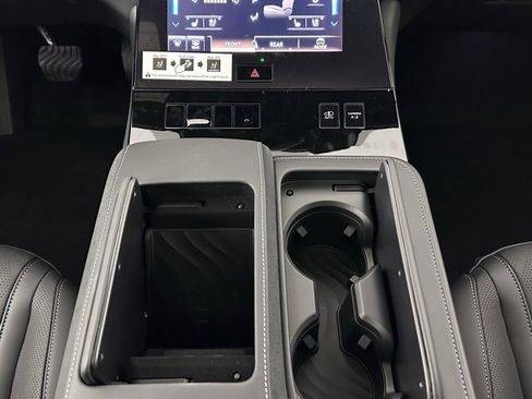 New 2026 INFINITI QX80 Autograph w/ Premium Cargo Package image 23