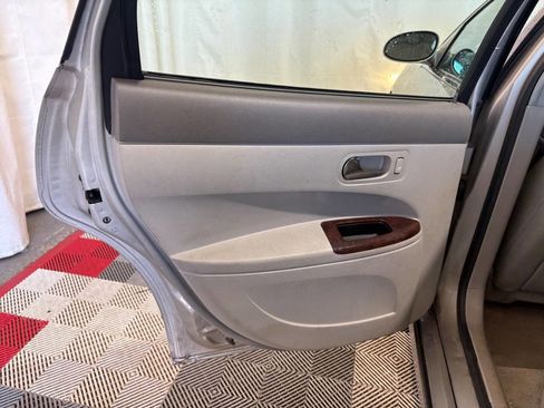 Used 2008 Buick LaCrosse CXL image 9