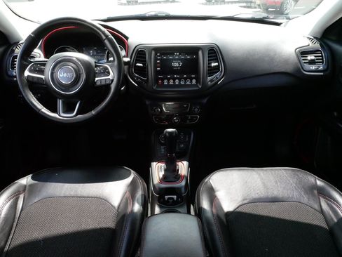 Used 2018 Jeep Compass Trailhawk AWD/4WD image 10