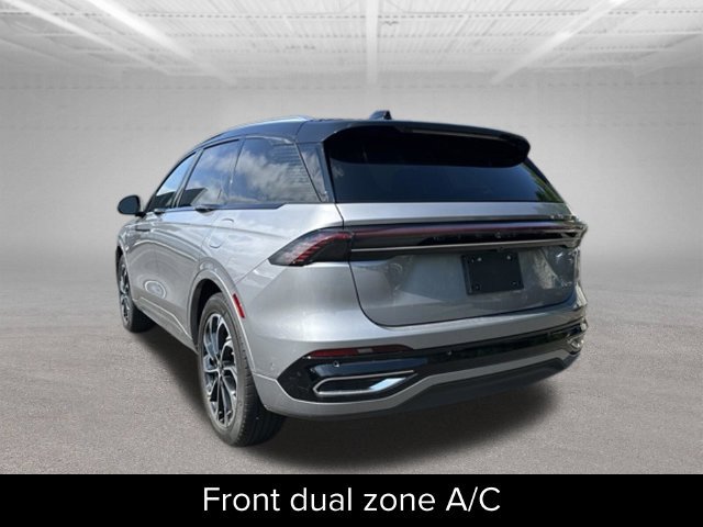 Certified 2024 Lincoln Nautilus Reserve AWD/4WD image 8